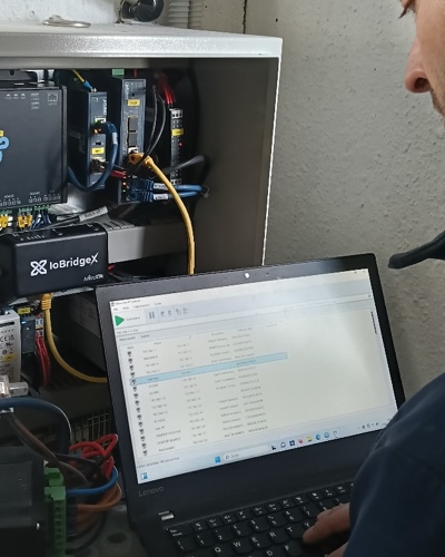 Connettività Controllore Centrale d'Impianto CCI  a Index.html